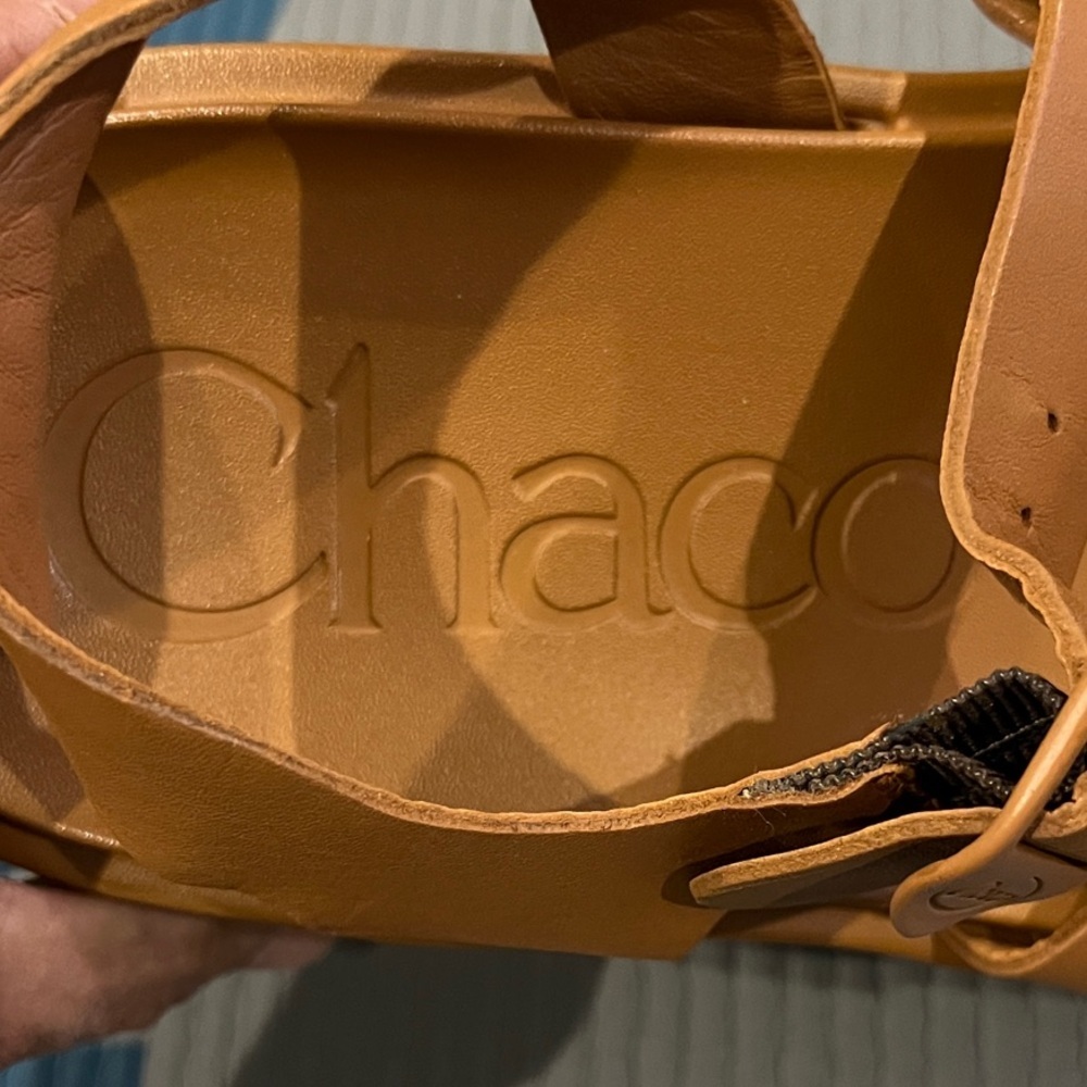 Chaco womens chunky strappy tan Leather sandals   size 9 - Picture 2 of 11